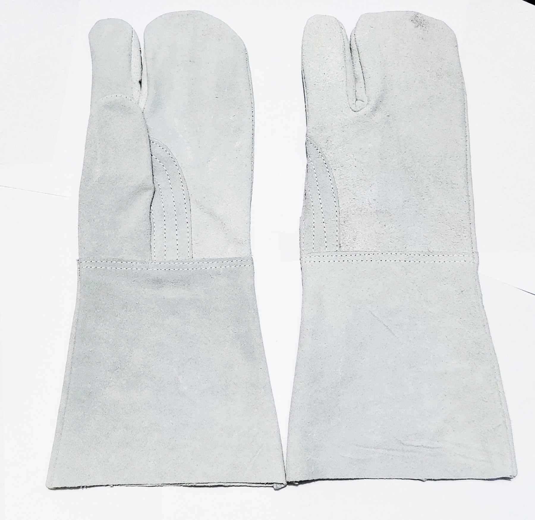 Split Leather gloves manufacturer in bd